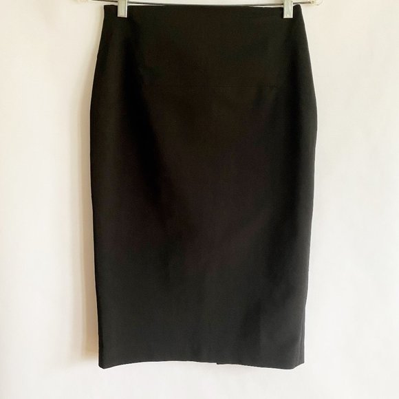 Zara Black Pencil Skirt - Size Medium - Picture 1 of 2